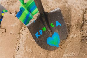 Discovery Breaks Ground for New Building